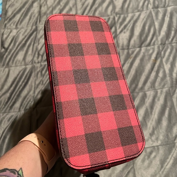 Dooney & Bourke Ruby Crossbody. NWOT. - Picture 3 of 6